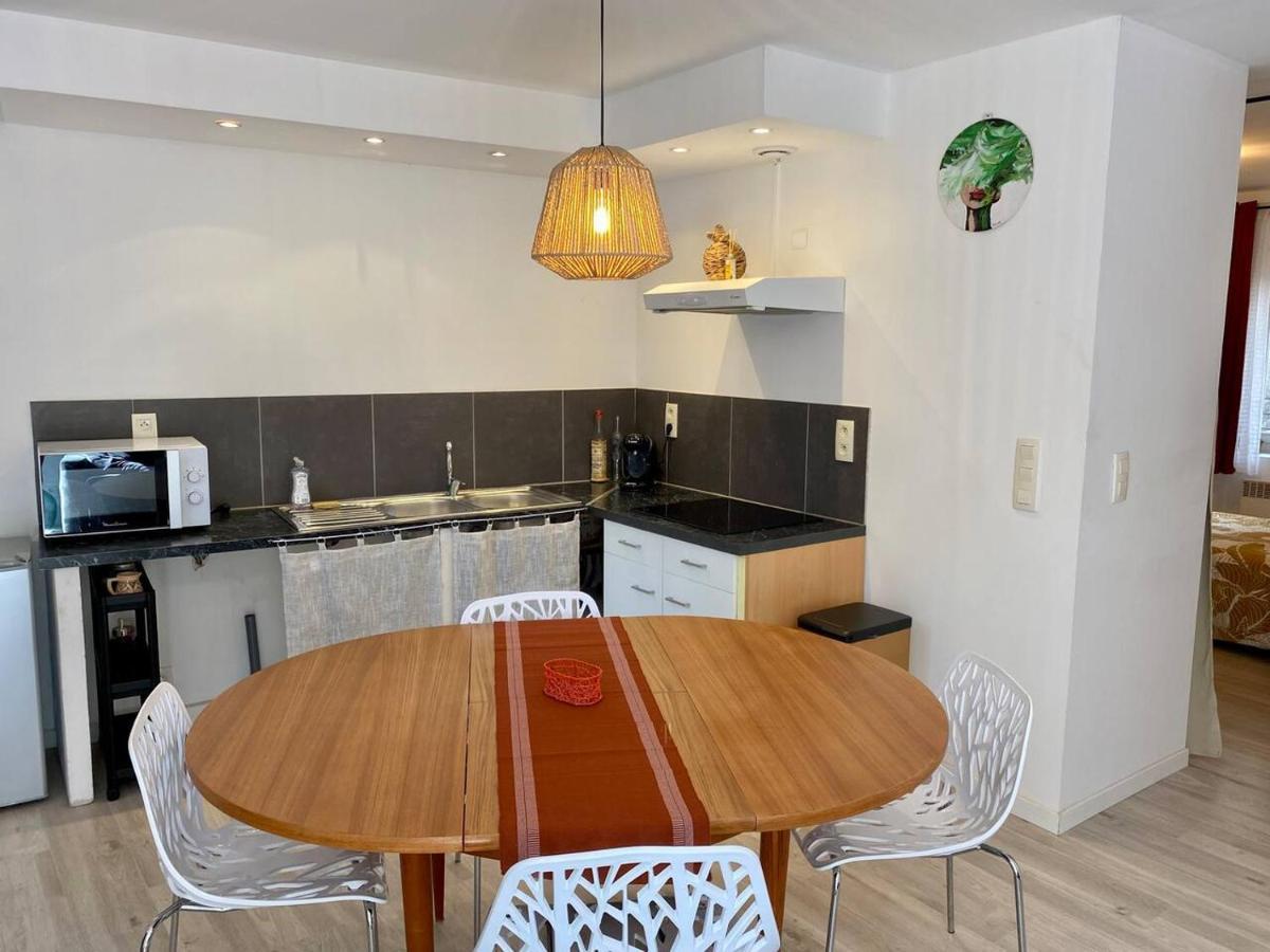 Accueillant Petit T2 Coeur De Centre Ville Lezignan-Corbieres Bagian luar foto